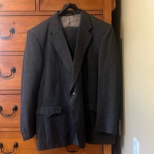 Circle S Dallas Texas Western Suit